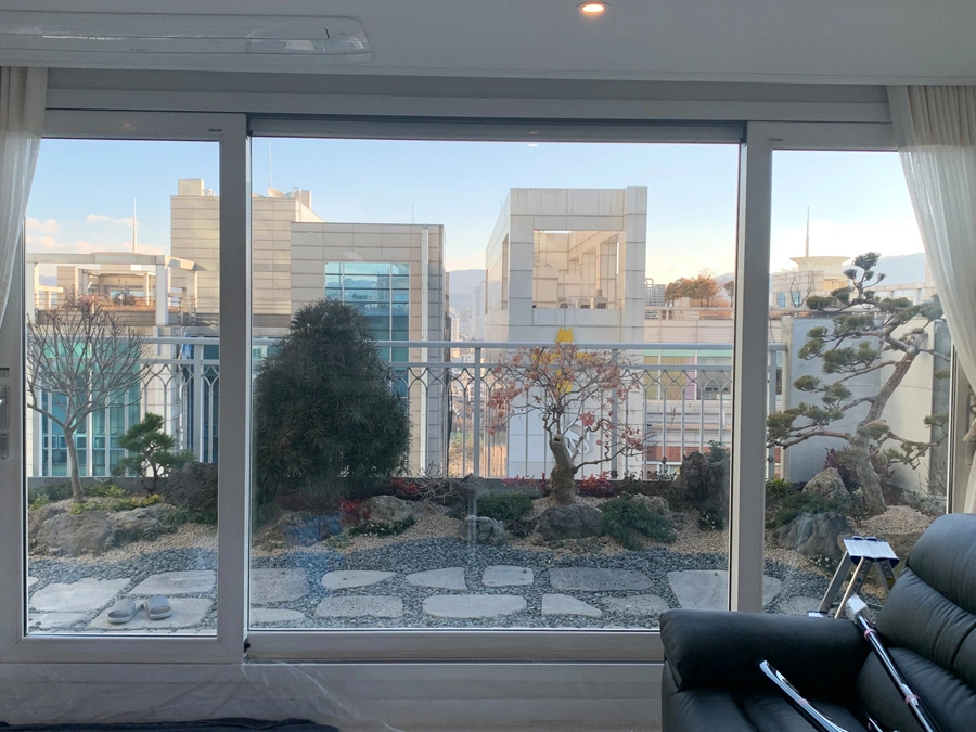 분당 아파트 창문사생활보호필름 시공 전 거실 모습