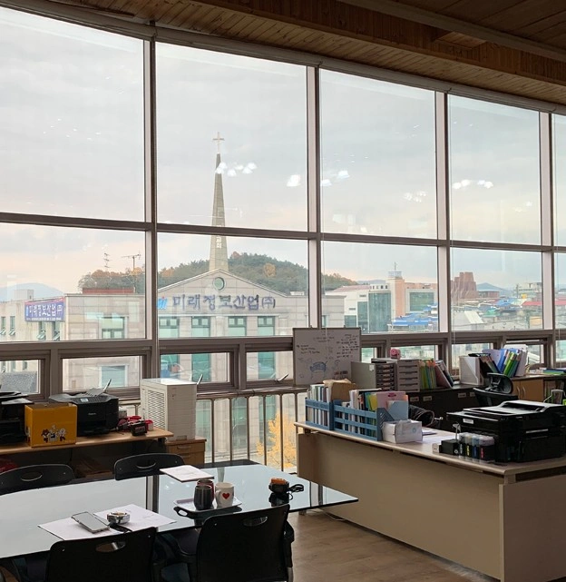 대전 사무실 통유리 창문사생활보호필름 시공 후 전망