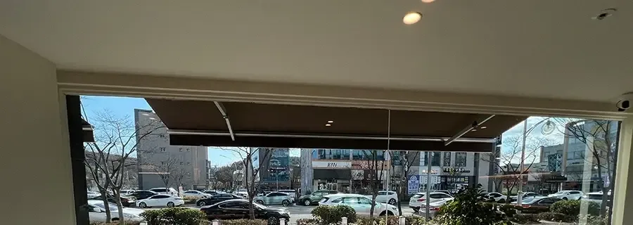 순천 카페 통유리 창문사생활보호필름 전체 시공 결과